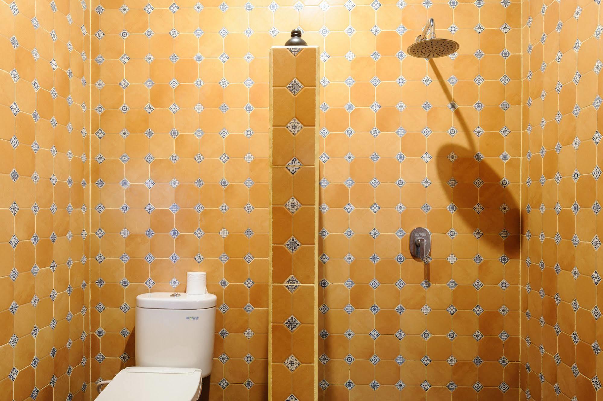 Lakeview Eco Lodge 金塔马尼 外观 照片